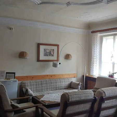 Zum Gruenen Baum Inn 3*