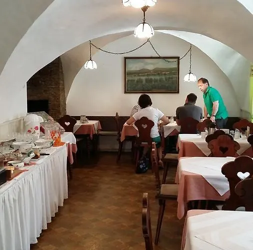 Zum Gruenen Baum 3* Mautern an der Donau